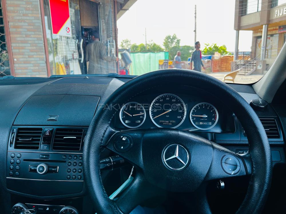 Mercedes Benz C Class 2007 for Sale in Lahore Mercedes Benz C Class 2007 for Sale in Lahore Image-4