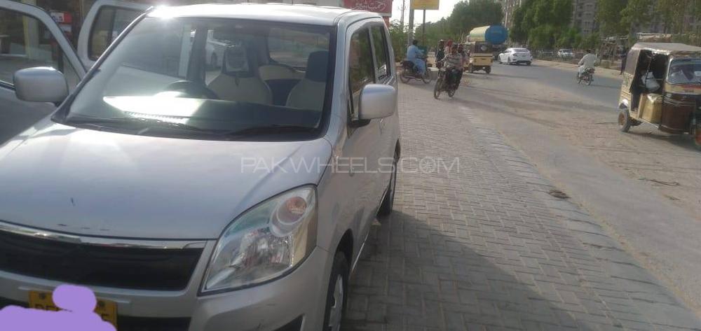 Suzuki Wagon R 2016 for Sale in Karachi Suzuki Wagon R 2016 for Sale in Karachi Image-5