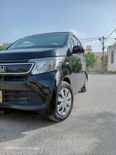 Honda N Wgn Custom G 2014 for Sale in Karachi