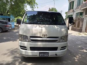 Toyota Hiace 2010 for Sale in Islamabad