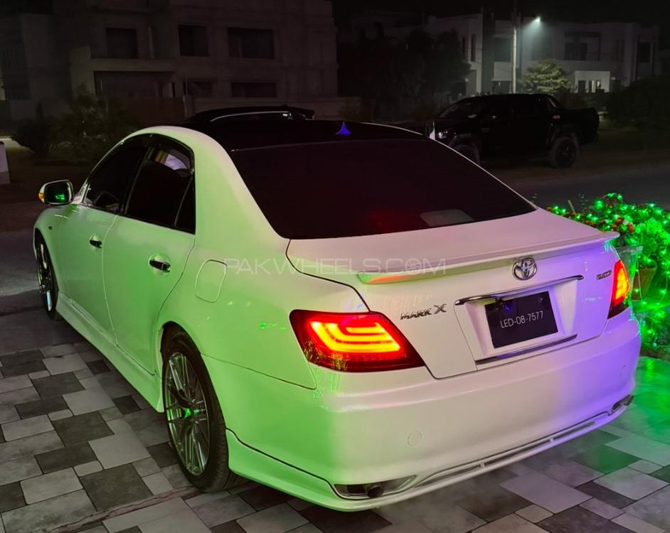 Toyota Mark X - 2005 Mian Ali  Image-1