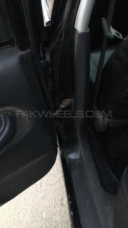 Honda Civic 2000 for Sale in Karachi Honda Civic 2000 for Sale in Karachi Image-13