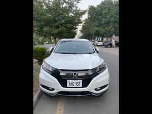Honda Vezel Hybrid X Honda Sensing 2016 for Sale in Lahore