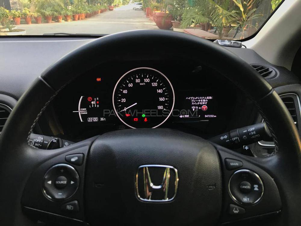Honda Vezel 2017 for Sale in Gujranwala Honda Vezel 2017 for Sale in Gujranwala Image-12