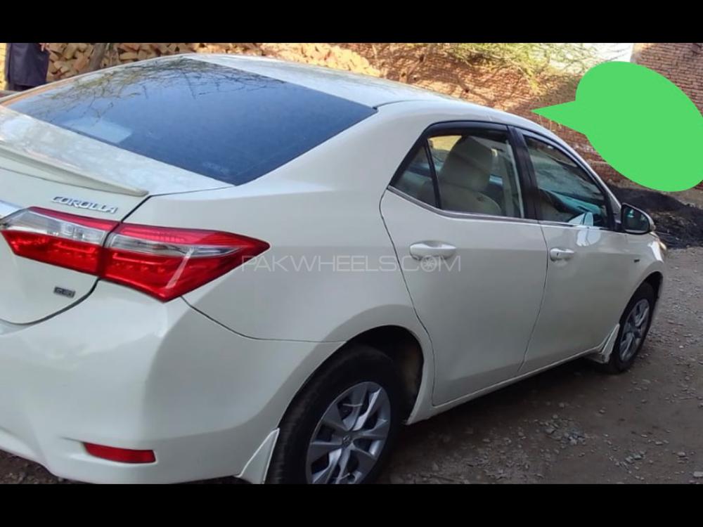 Toyota Corolla 2015 for Sale in Bhalwal Image-1
