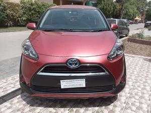Toyota Sienta G 2016 for Sale in Lahore