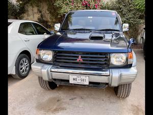 Mitsubishi Pajero Exceed 2.4 1994 for Sale in Karachi