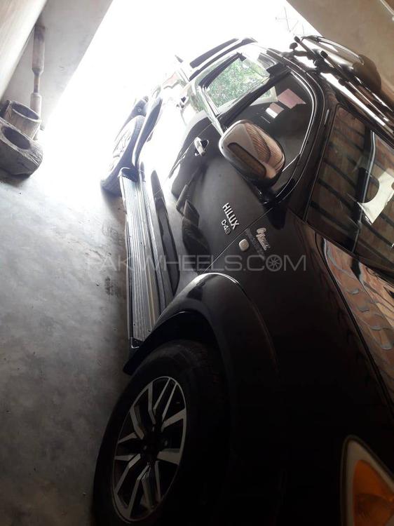 Toyota Hilux 2011 for Sale in Depal pur Image-1