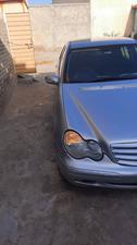Mercedes Benz C Class 2003 for Sale in Fateh Jang