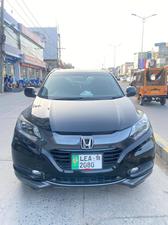 Honda Vezel Hybrid X Honda Sensing 2014 for Sale in Lahore