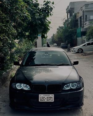 بی ایم ڈبلیو 3 سیریز - 2005