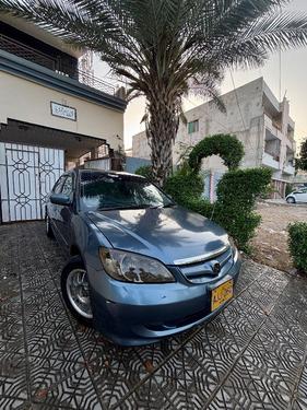 Honda Civic - 2005