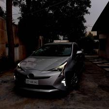 Toyota Prius S Touring Selection 2017 for Sale in Peshawar