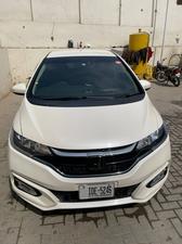 Honda Fit 1.5 Hybrid L Package 2017 for Sale in Islamabad