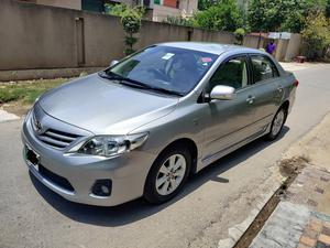 Toyota Corolla Altis Cruisetronic 1.6 2011 for Sale in Lahore