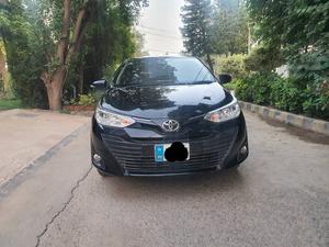 Toyota Yaris ATIV CVT 1.3 2021 for Sale in Peshawar
