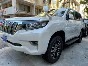 Toyota Prado TX L Package 2.7 2017 for Sale in Islamabad