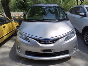 Toyota Estima Hybrid 2011 for Sale in Islamabad