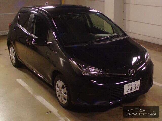 Toyota Vitz 2014 for Sale in Faisalabad Image-1