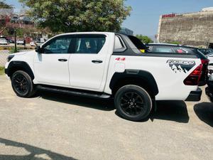 Toyota Hilux Revo Rocco 2022 for Sale in Bahawalpur