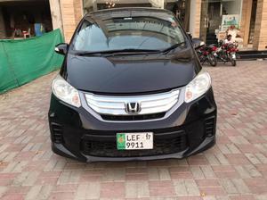 Honda Freed + Hybrid EX 2012 for Sale in Lahore