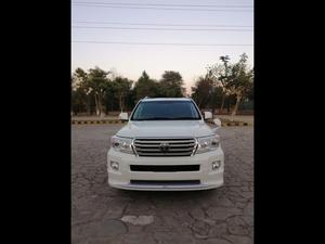 Toyota Land Cruiser ZX 60th Black Leather Selection 2013 for Sale in Islamabad