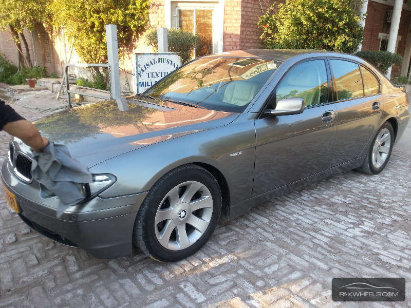 BMW 7 Series 2004 for Sale in Lahore Image-1