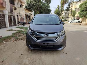 Honda Freed Hybrid G Honda Sensing 2017 for Sale in Karachi