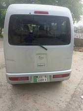 Daihatsu Hijet Deluxe 2013 for Sale in Faisalabad