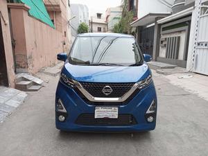 Nissan Dayz Highway Star 2020 for Sale in Lahore