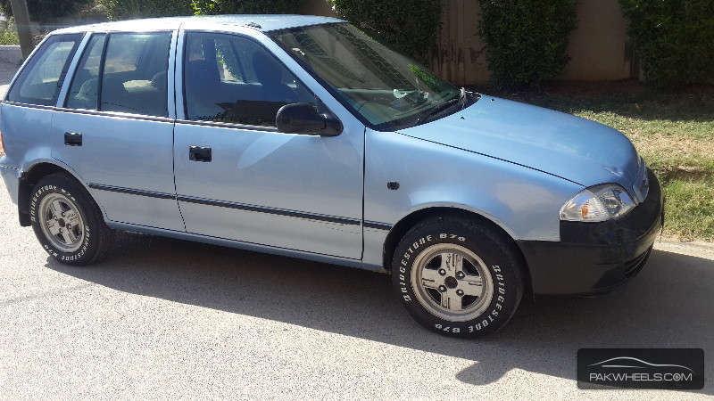 Suzuki cultus 2000