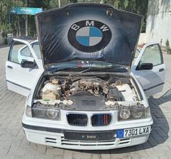 BMW 3 Series 318i 1995 for Sale in Sargodha