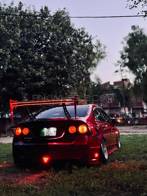 ہونڈا سوک - 2007 Syedzain Image-1