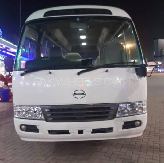 Toyota Coaster 2015 for Sale in Chakwal Image-1
