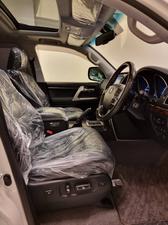 Toyota Land Cruiser ZX
Model 2013
Registered 2017
Pearl White
Black Interior
86000 Km
100% Original
Single Owner
Spare Remote
Leather Electric Seats
Power Door
Radar
Rear Entertainment
Top of the Line

Ready Delivery

Location: 

Prime Motors
Allama Iqbal Road, 
Block 2, P..E.C.H.S,
Karachi