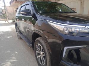 Toyota Fortuner 2.7 VVTi 2017 for Sale in Bahawalpur