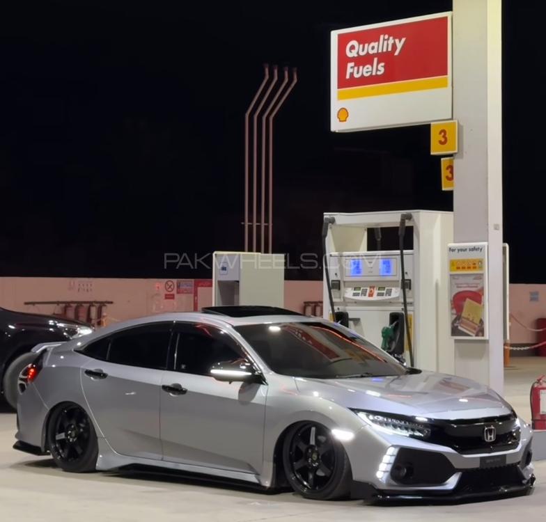Honda Civic - 2016 BANGED X Image-1