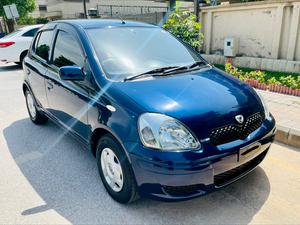 Toyota Vitz 2001 for Sale in Islamabad