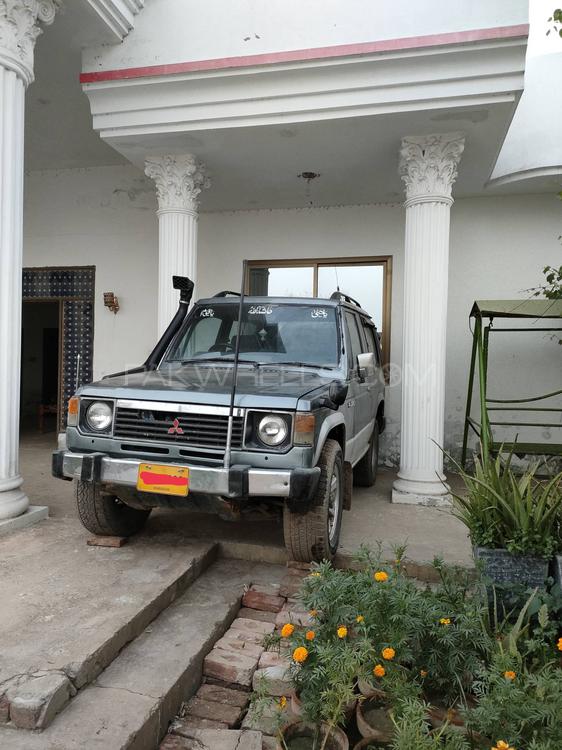 Mitsubishi Pajero 1990 for Sale in Lahore Image-1