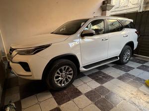 Toyota Fortuner 2.8 Sigma 4 2021 for Sale in Bahawalpur
