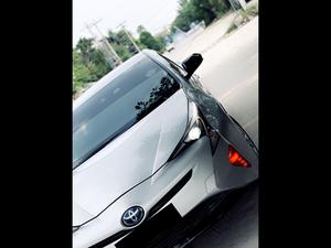 Toyota Prius A Premium 2017 for Sale in Islamabad
