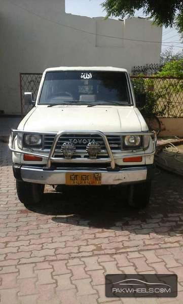 Toyota Prado 1990 for Sale in Layyah Image-1
