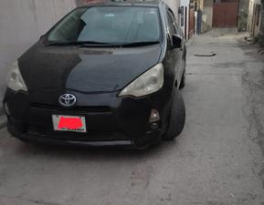 Toyota Aqua S 2013 for Sale in Wah cantt