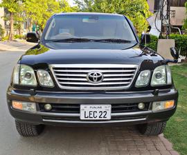 Toyota Land Cruiser Cygnus 2006 for Sale in Lahore