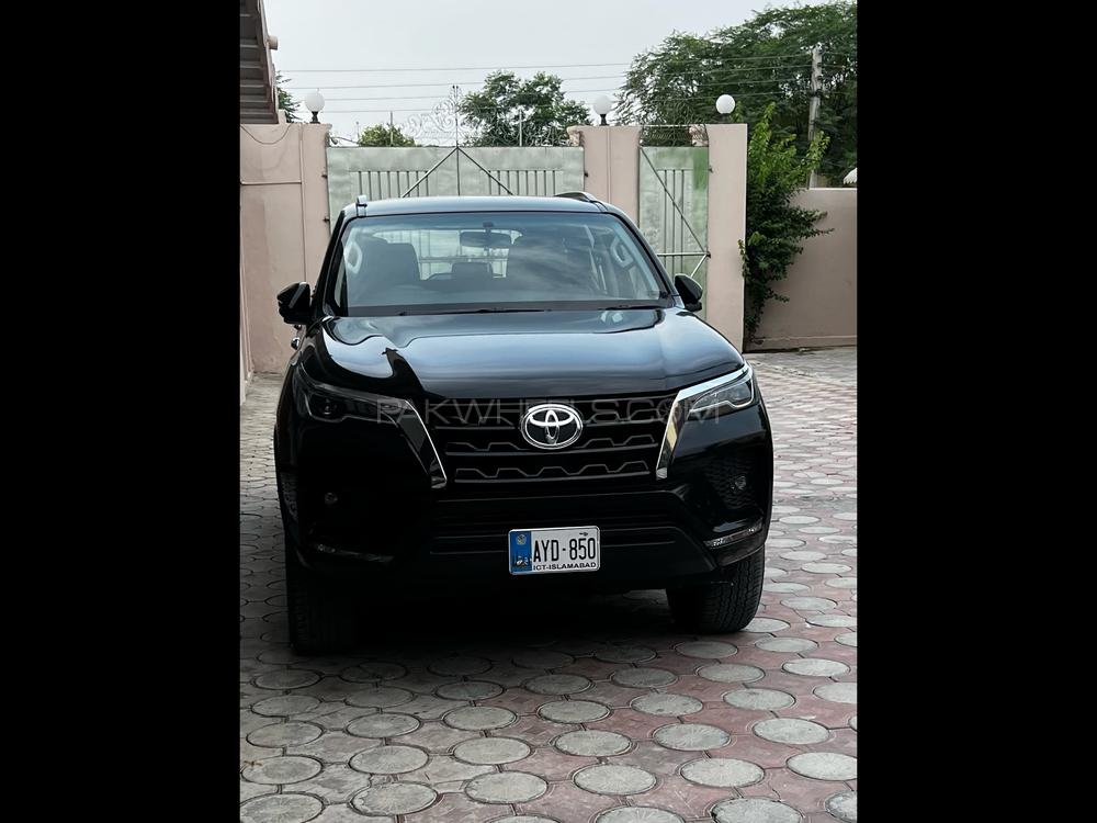 Toyota Fortuner 2022 for Sale in Nowshera cantt Image-1