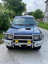 Mitsubishi Pajero Exceed 3.5 1997 for Sale in Lahore