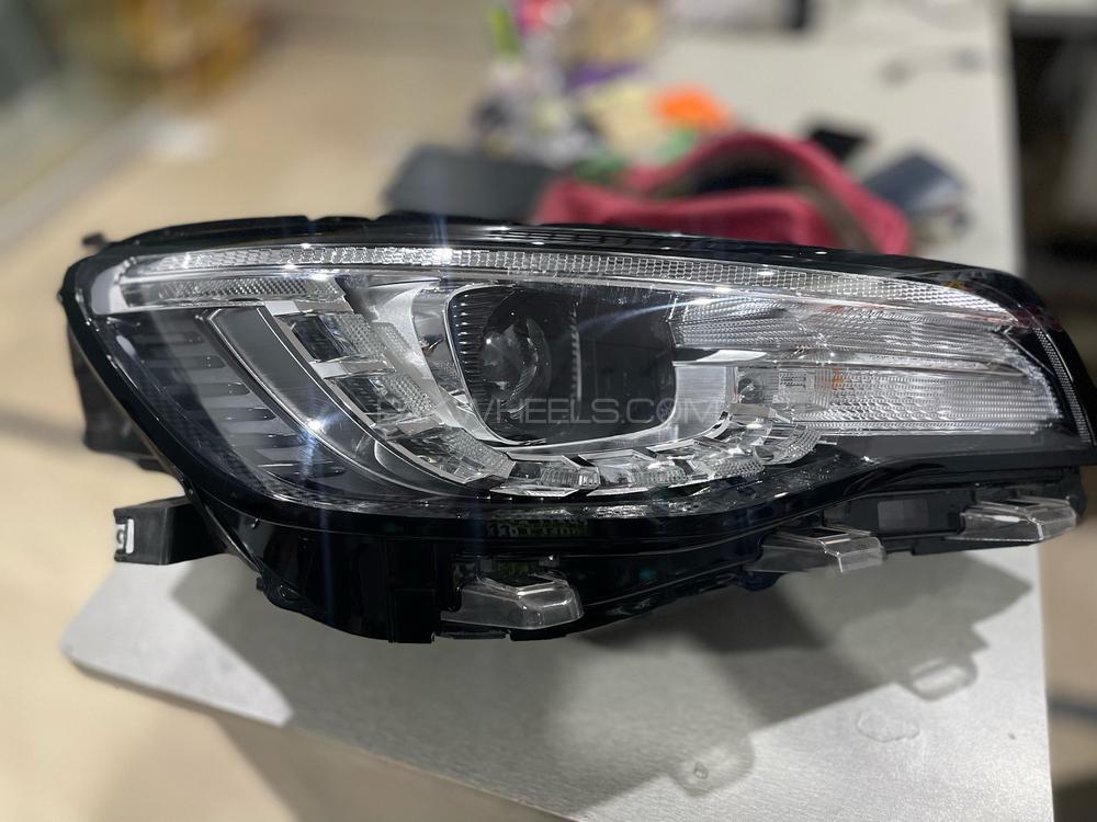 Buy MG HS HEADLIGHT RH GENUINE in Bahawalpur | PakWheels