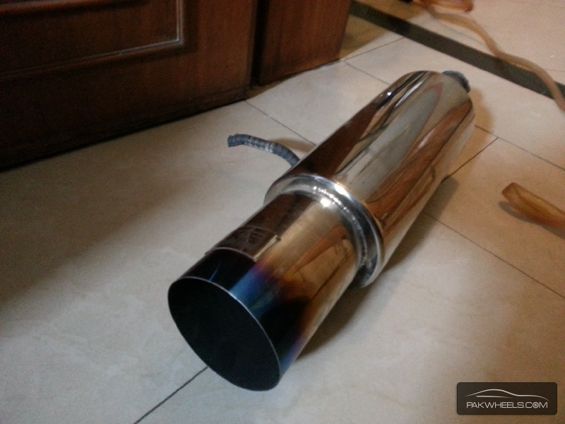 Hks exhaust  in mint condition For Sale Image-1