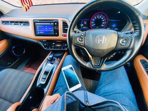 Honda Vezel Hybrid X 2014 for Sale in Lala musa