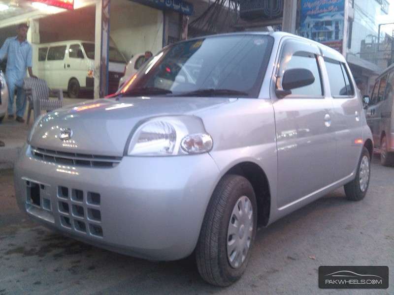Daihatsu Esse 2011 for Sale in Lahore Image-1